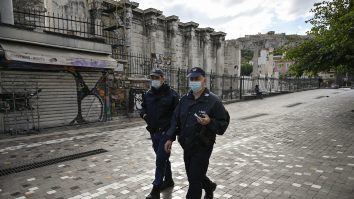Lockdown-în-centrul-Atenei
