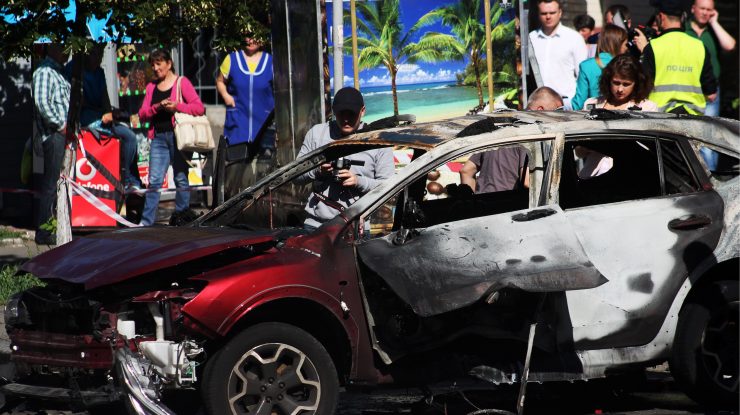 Mașina-în-care-a-fost-asasinat-jurnalistul-ucrainean-Pavel-Șeremet