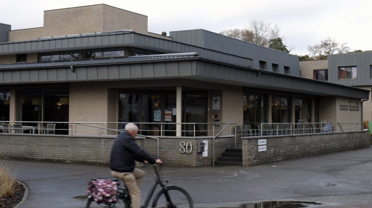 26 de pensionari belgieni au murit după ce au fost vizitați de un Moș Crăciun infectat cu Covid-19