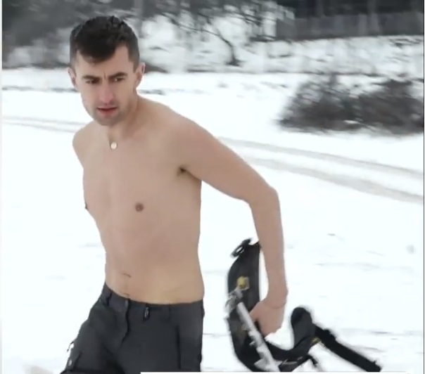 Ultramaratonistul Vlad Pop își dedică timpul liber copiilor bolnavi de cancer. „Cred că forța mi-o găsesc de la copii, din tabăra Magic Camp”