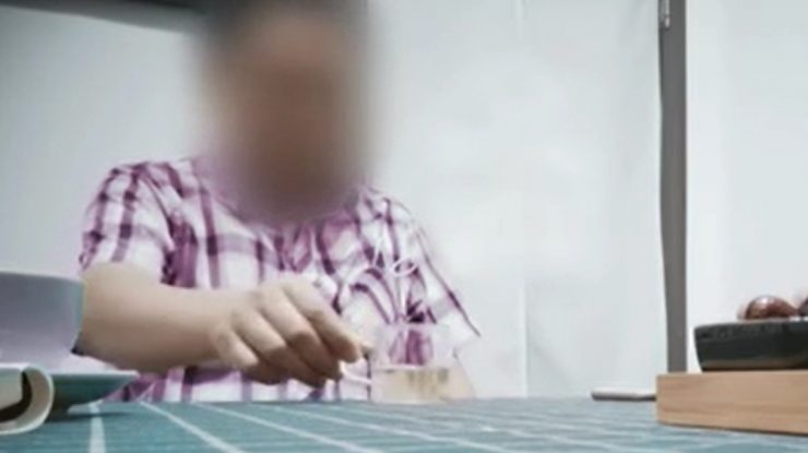 Medicii din Wuhan recunosc că au fost puși să mintă despre COVID. Imagini cu o cameră ascunsă
