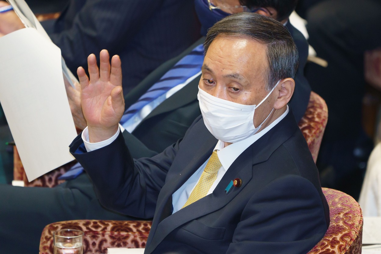 Reacţia premierului Japoniei, după ce mai mulţi parlamentari au fost surprinşi la petreceri în cluburi de noapte