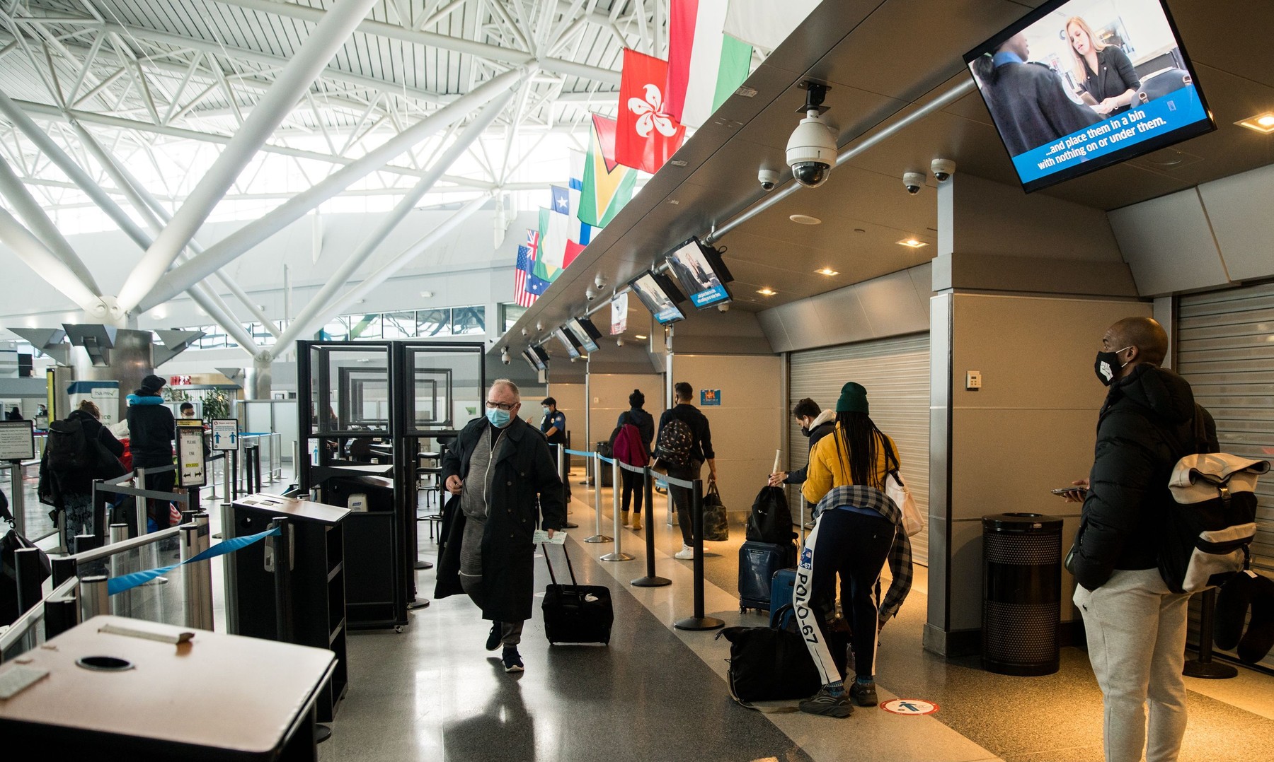 Cum poţi să călătoreşti în Statele Unite. Test negativ sau dovada că te-ai vindecat de Covid-19