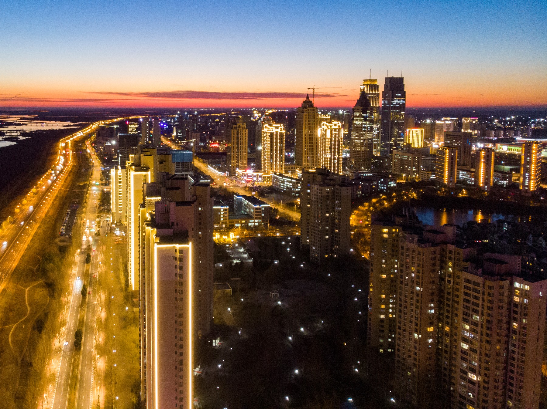 Analiza economistului Martin Wolf: Supremația Occidentului este în pericol. China va fi cea mai mare economie a lumii. Cu ce se va confrunta Europa