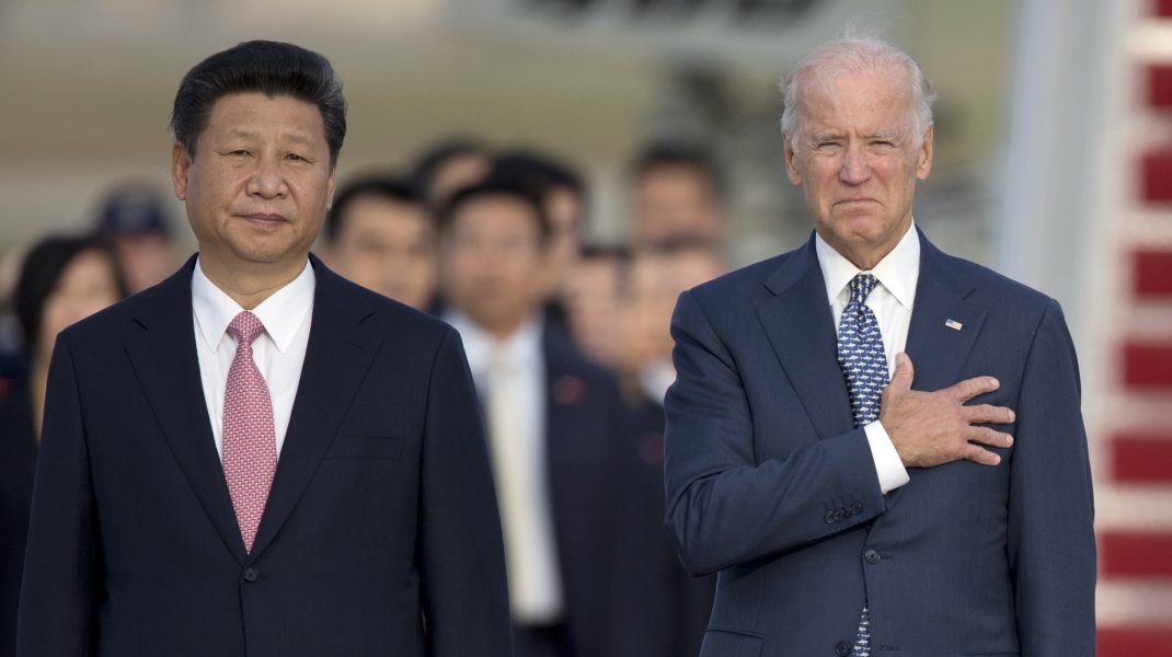 Xi Jinping și Joe Biden.