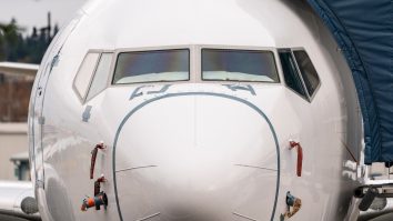 Blue Air și Tarom au comandat avioane Boeing 737 MAX, deși compania a fost acuzată că ascunde informații despre acest model