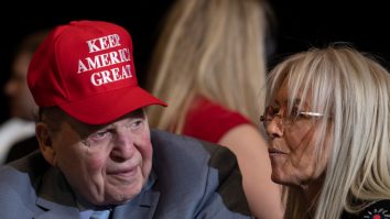 A murit unul dintre cei mai bogați oameni din lume: magnatul cazinourilor Sheldon Adelson, un important donator al lui Trump