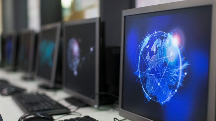 Giganții IT, obligați să deschidă birouri în Rusia. Ce se întâmplă dacă refuză