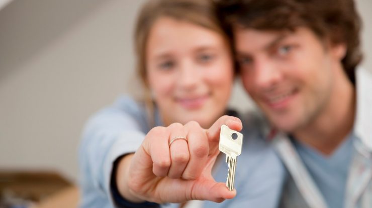 Guvernul a amânat cu 12 luni introducerea TVA-ului de 5% pentru credite imobiliare de până la 140.0000 de euro