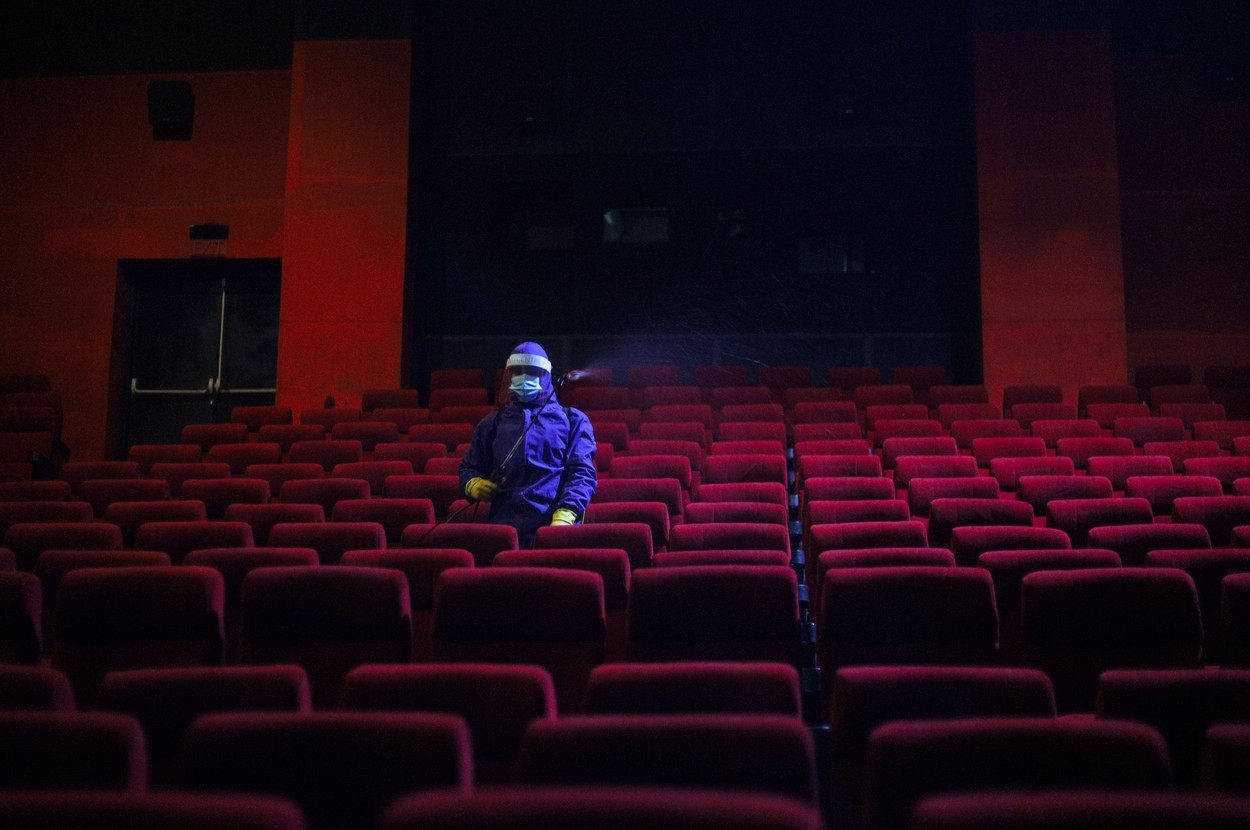 Cinematografele rămân închise. Când vei putea să vezi, din nou, un film la cinema