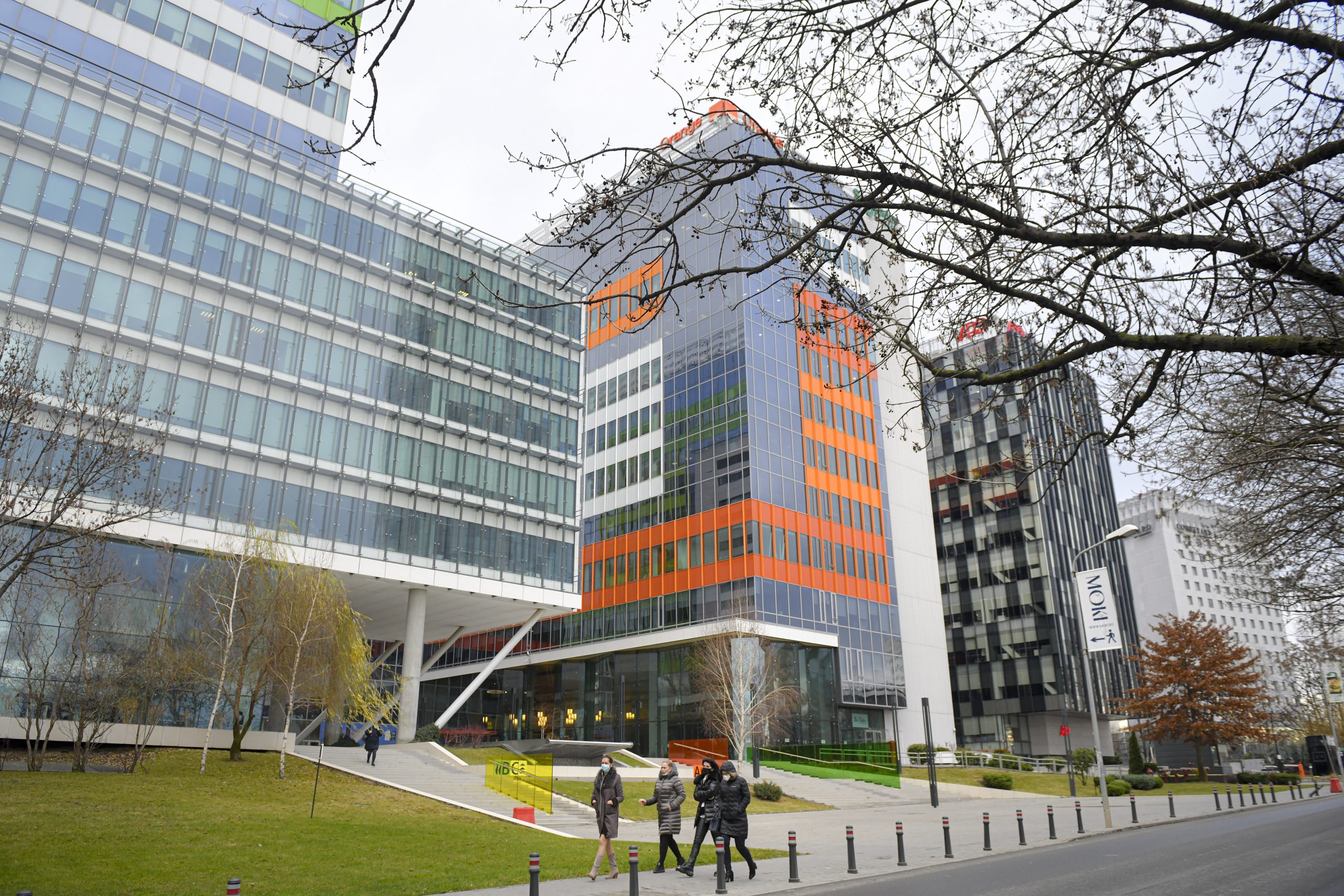 Pandemia schimbă piața imobiliară. Clădirile de birouri, transformate în ansambluri rezidențiale