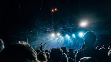 Sectorul artistic, drastic afectat de pandemie. Ajutorul de la stat nu este de ajuns: „Ne rămâne protestul în stradă și emigrarea”