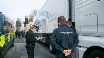 Brexitul creează probleme industriei britanice a cărnii. Noile controale vamale îngreunează exportul