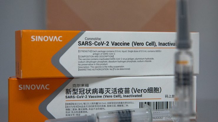 „CoronaVac este sfânt şi halal“. Informația care ar putea să „îi liniștească“ pe musulmanii din Indonezia care urmează să se vaccineze