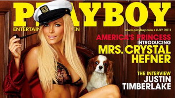 Operațiile estetice i-au fost aproape fatale lui Crystal Hefner, văduva sexy a fondatorului Playboy