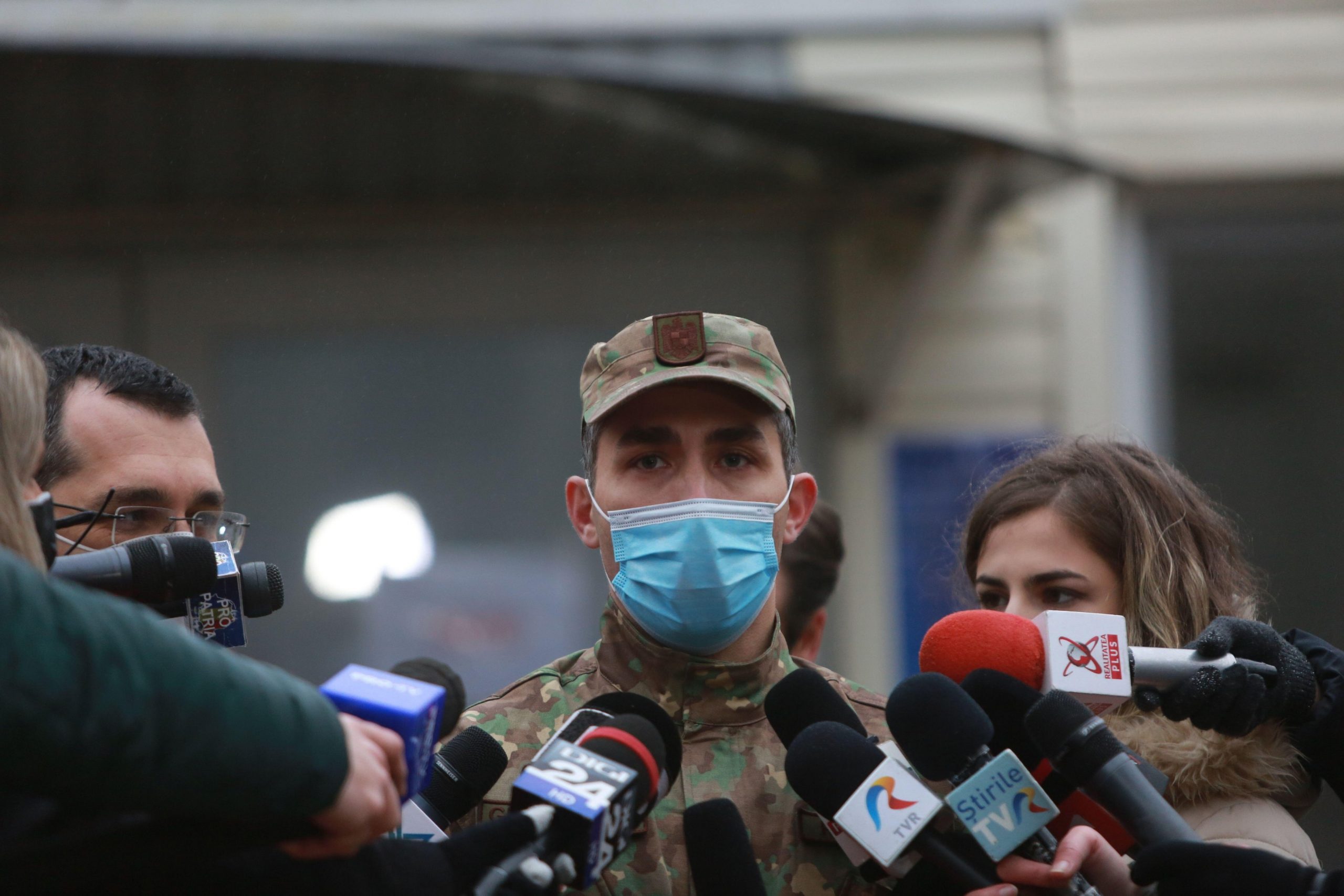 A doua etapă a campaniei de vaccinare, începută cu stângul