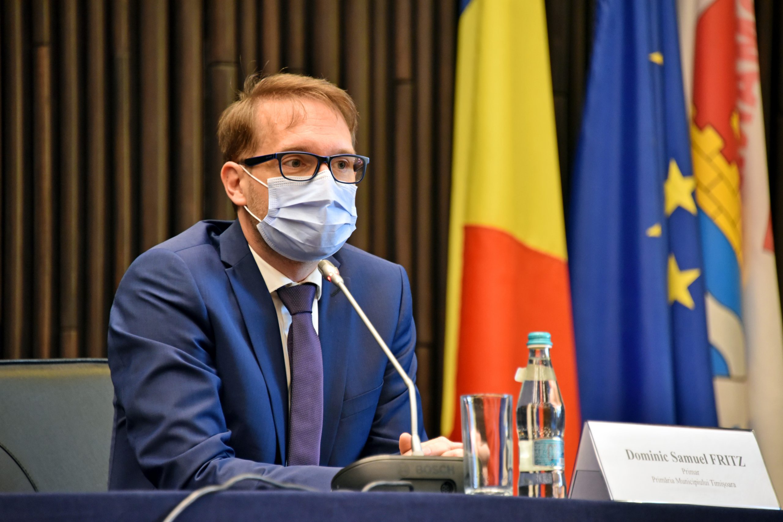 În Timișoara există doar DOUĂ centre de vaccinare. Dominic Fritz: „Principalul obstacol e numărul redus de doze”