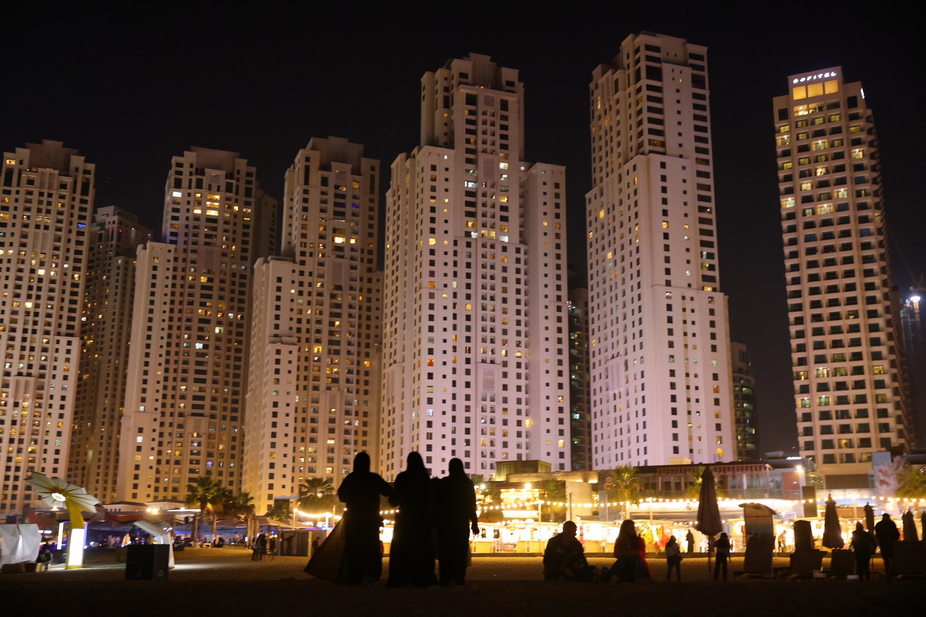 Dubaiul creează un „Tribunal al Spațiului” pentru litigiile comerciale. Cum va funcționa