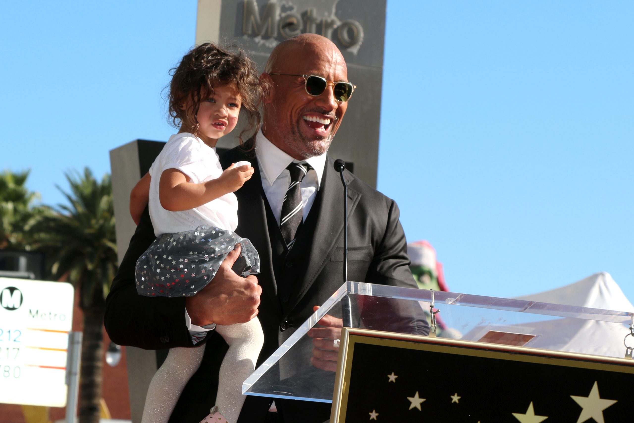 Dwayne Johnson, o The Rock, impressiona fãs com veias saltadas nas