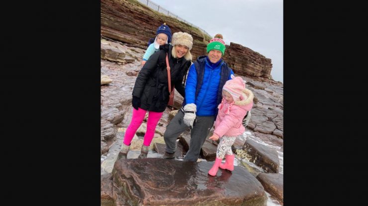 O fetiţă de patru ani a descoperit o urmă de dinozaur veche de 220 de milioane de ani