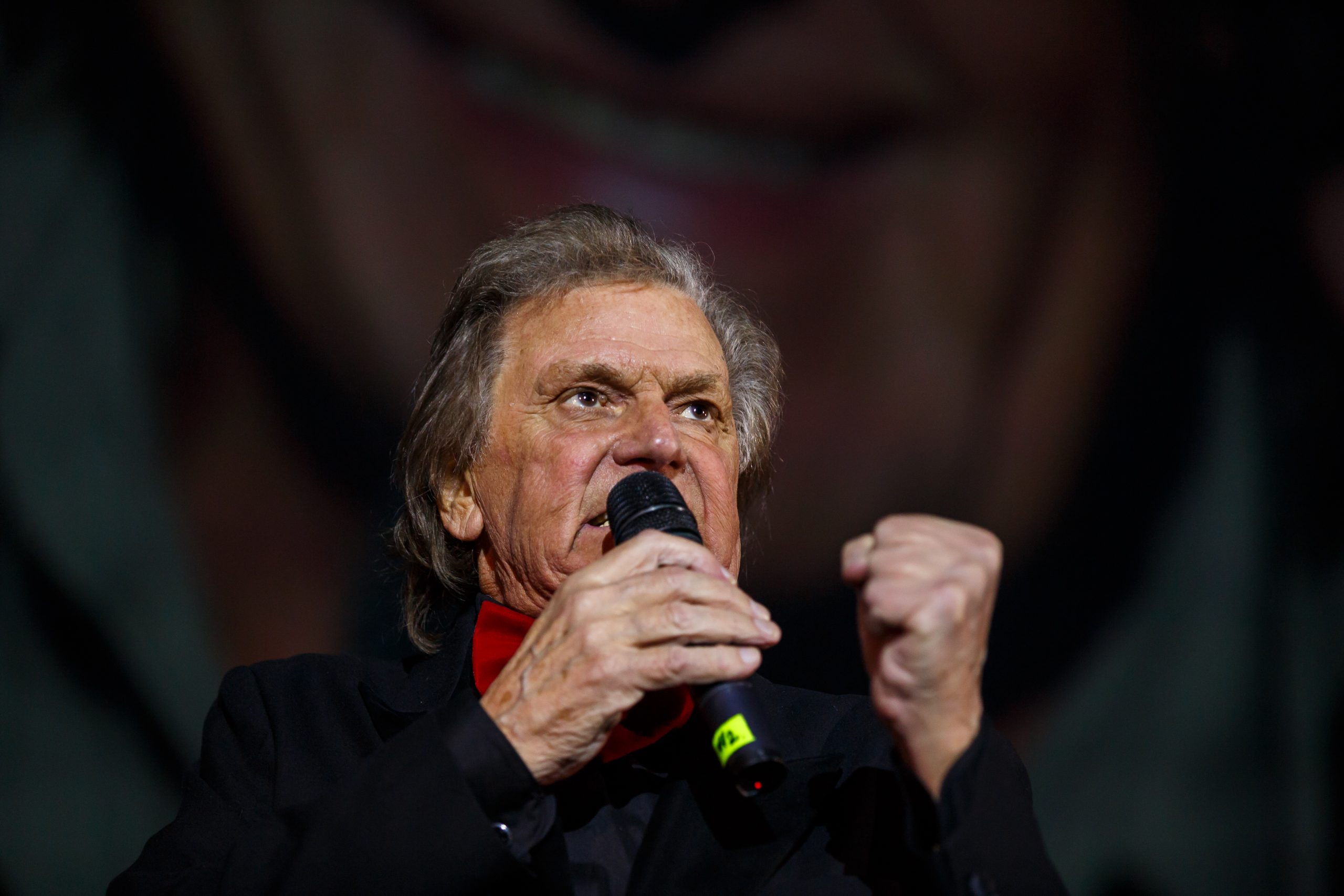 Florin Piersic, în dialog cu Marius Tucă: „Îmi doresc să treacă nebunia asta, să vin acolo la tine și să facem o emisiune împreună”