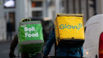 Mâncarea preferată a românilor în pandemie. Ce au comandat cel mai des