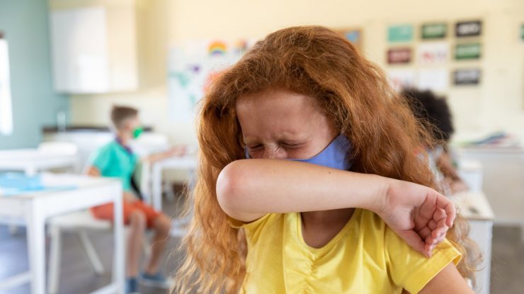 Un studiu elvețian analizează eficiența închiderii școlilor în lupta împotriva Covid-19