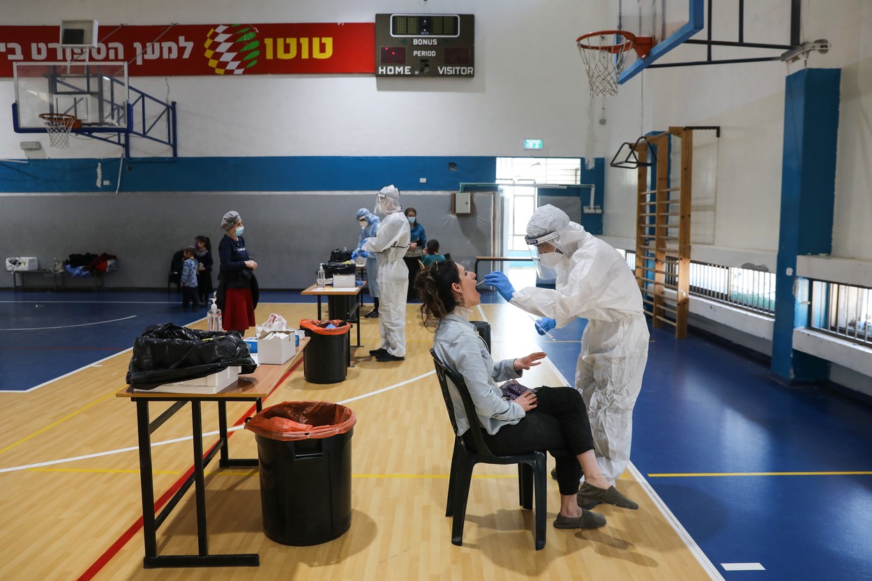 Israelienii cu pașaport de vaccinare au liber peste tot: „Avem o viață mai normală decât în ​​alte țări”