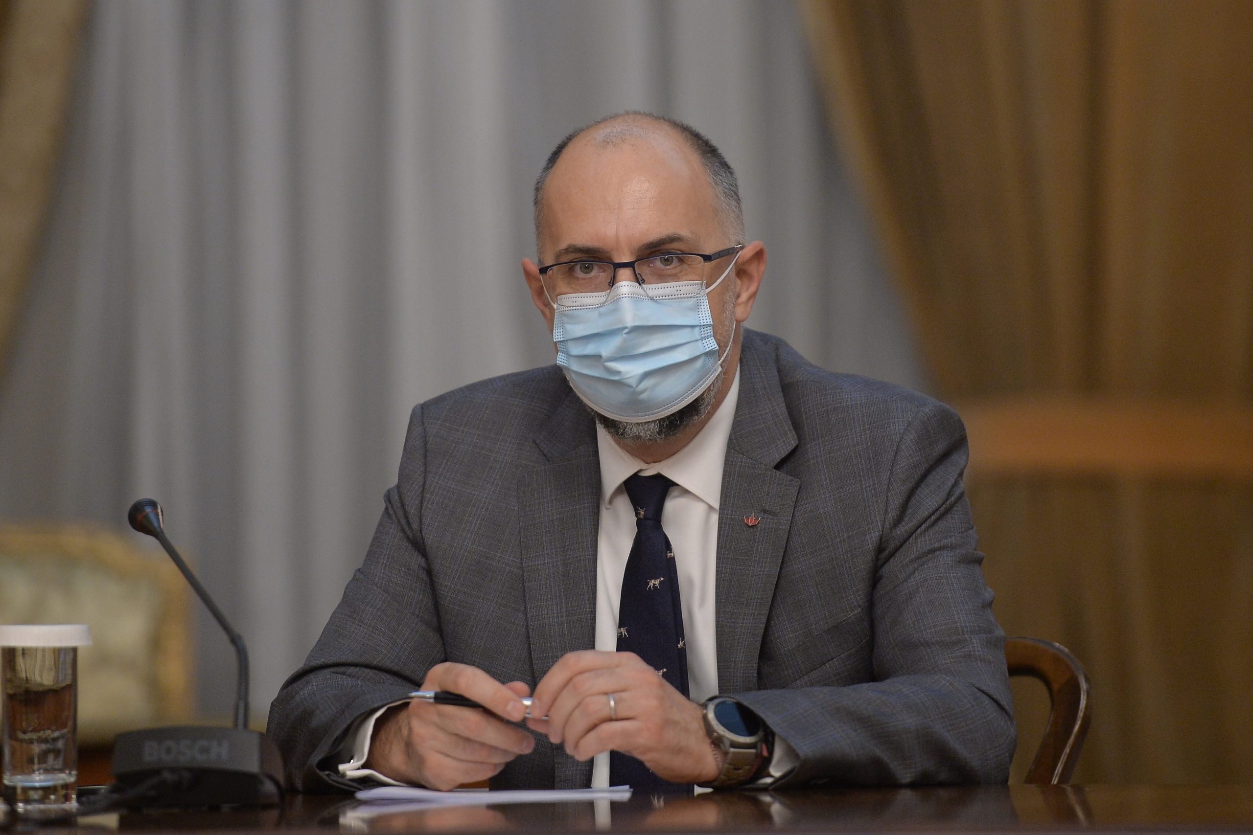 Kelemen Hunor, despre închiderea magazinelor la 18:00: „Înțeleg că reduci interacțiunea umană, dar crești înghesuiala”