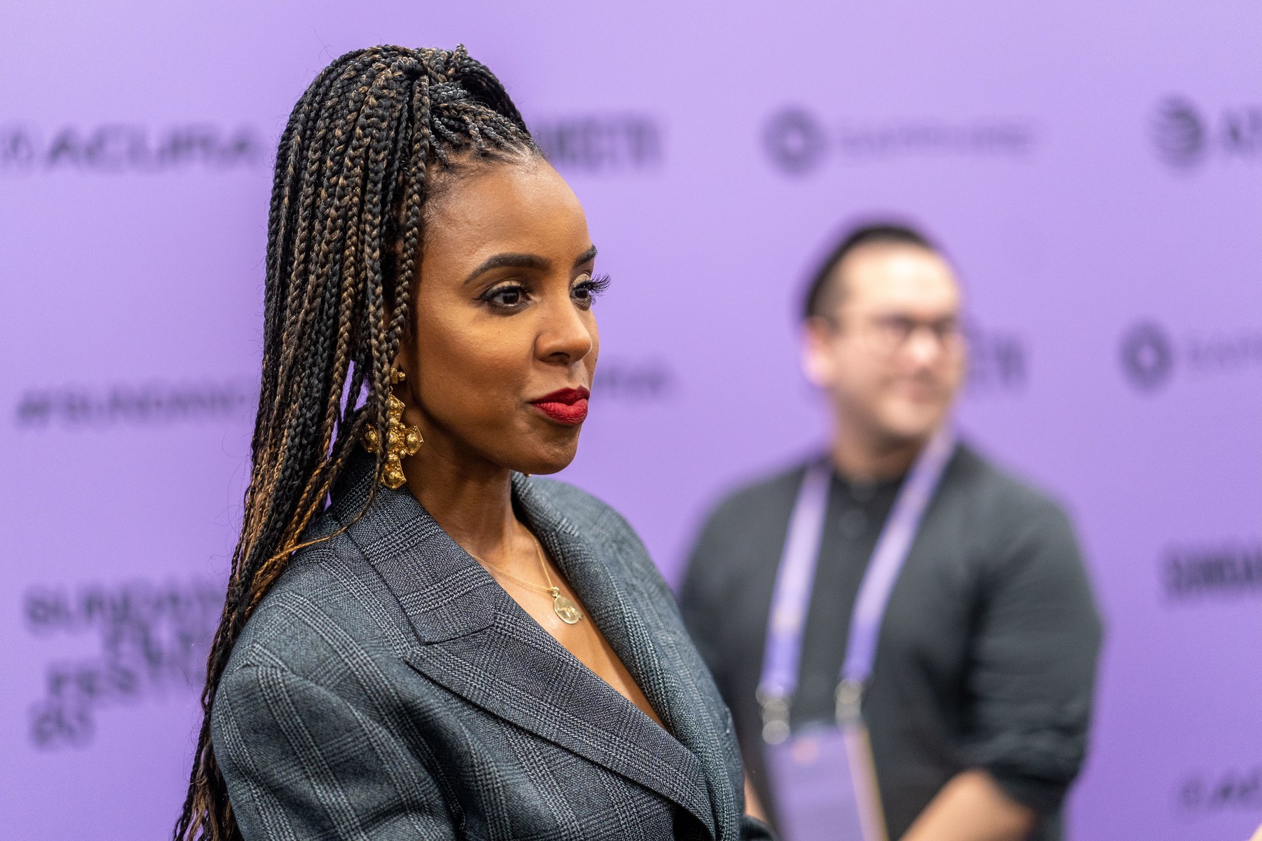 Melodia „Hitman”, lansată de Kelly Rowland, a inspirat un grup de fete din Africa