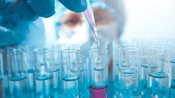 Cât costă analiza de laborator care identifică noile tulpini ale coronavirusului