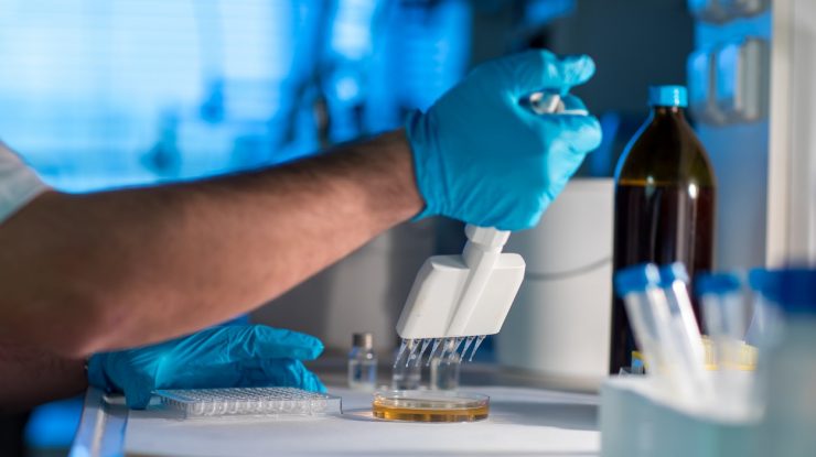 BILANȚUL ZILEI. 175 de cazuri noi de coronavirus, 2 decese și 43 de pacienți la ATI