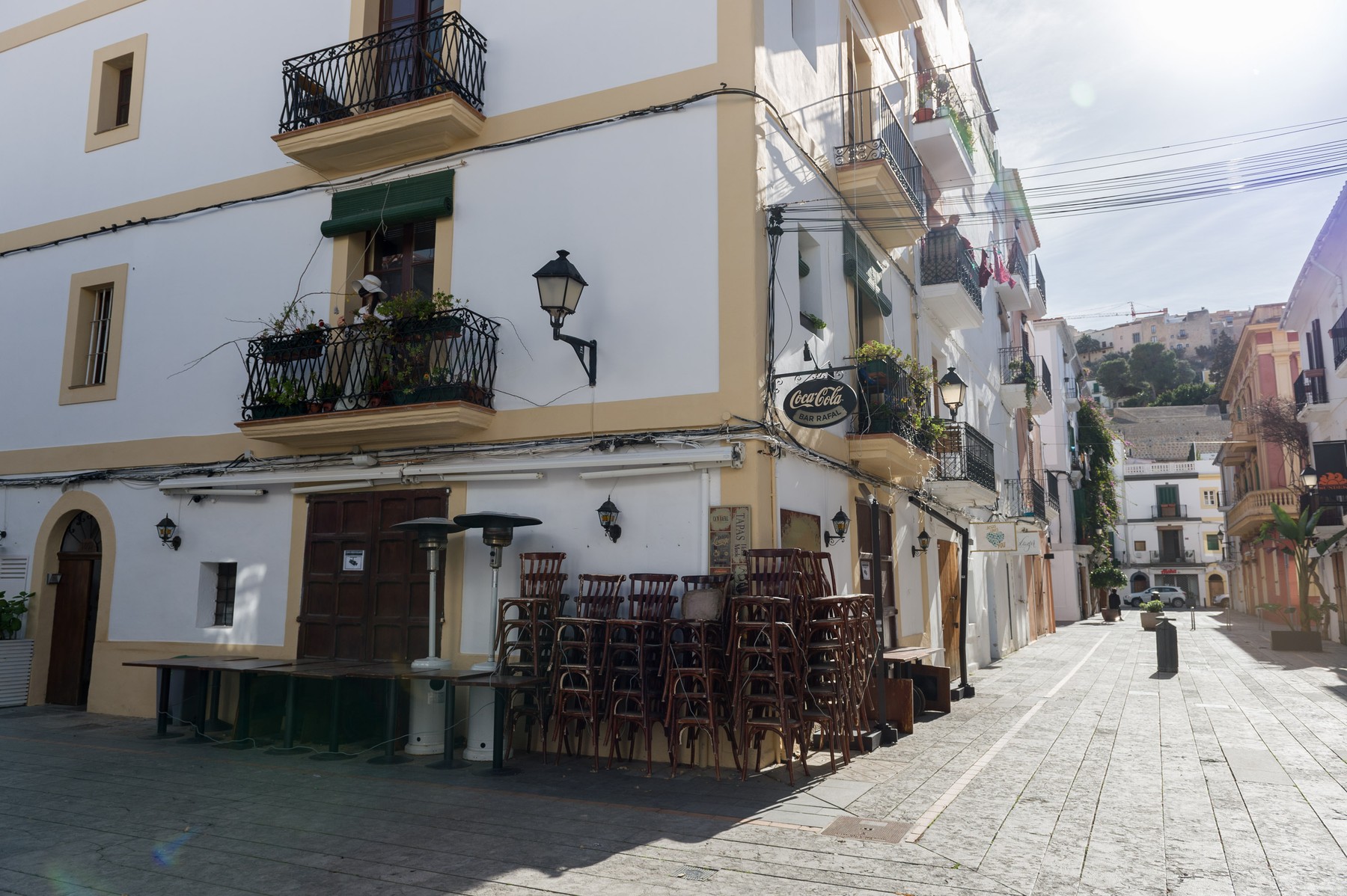 Regiunea Madridului intră din nou în carantină. Restaurantele se închid mai devreme, iar vizitele la domiciliu sunt interzise