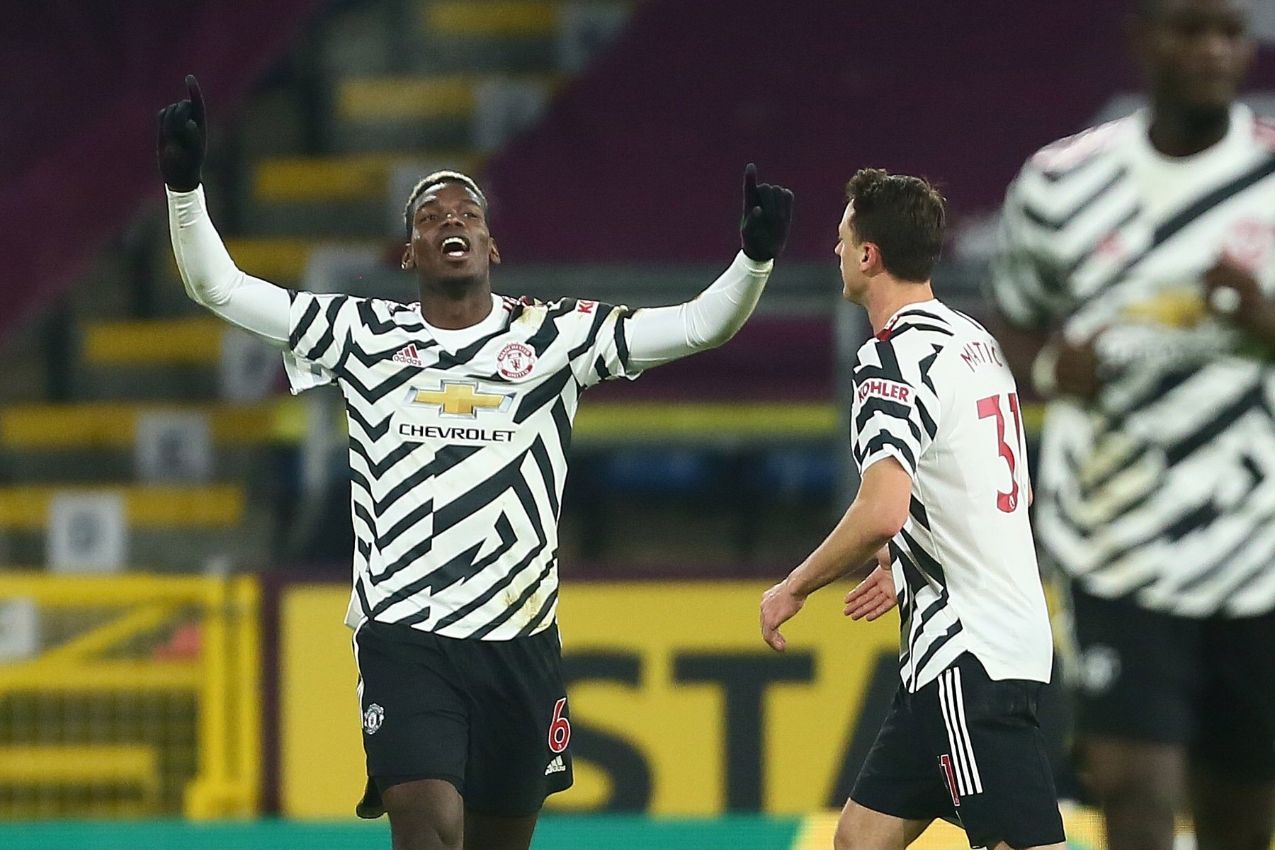 Manchester United este noul lider din Premier League. „Diavolii” au învins-o pe Burnley