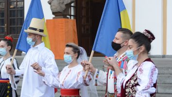 Cum au petrecut românii de Ziua Unirii Principatelor. Vremea bună a umplut toate mesele de pe terasă