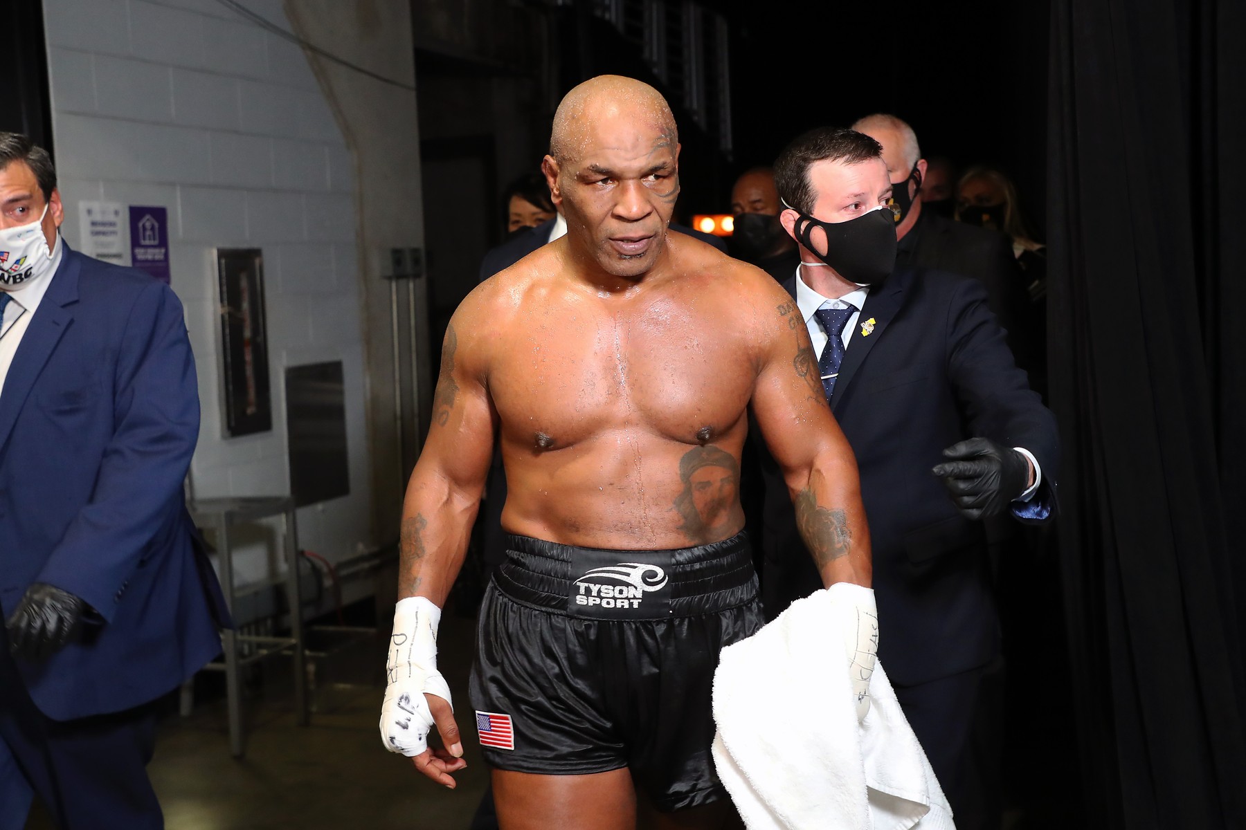 Joe Rogan şi-a modificat studioul după ce a fost speriat de Mike Tyson