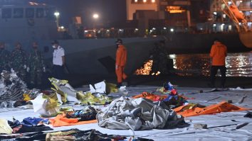 Accidentul aviatic din Marea Java: durere și familii destrămate