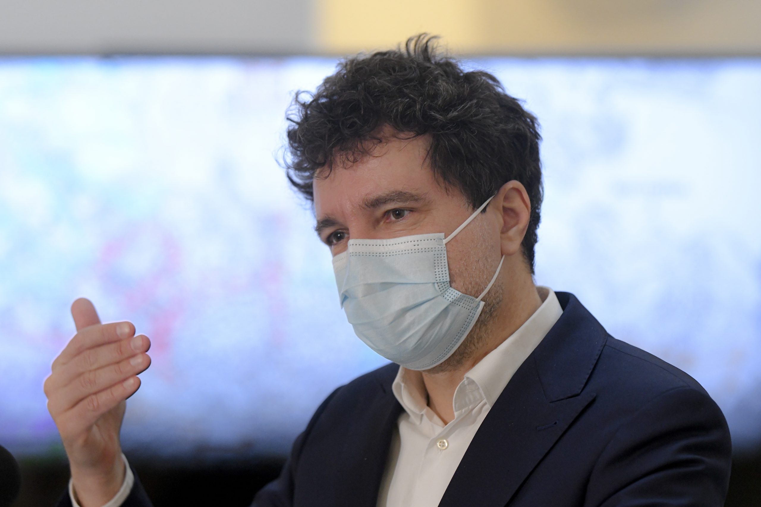 Nicușor Dan revine la PUG-ul din 2000: „Nu putem da ordinul de începere pentru următoarea etapă deoarece avem conturile poprite”