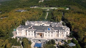 Aleksei Navalnîi a publicat imagini cu palatul lui Putin de la Marea Neagră. A costat 1,35 miliarde de dolari și a fost „cea mai mare mită din istorie”