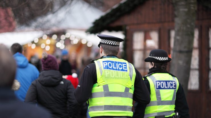 O femeie a fost arestată în timp ce se afla la McDonald’s. Motivul invocat de poliţie