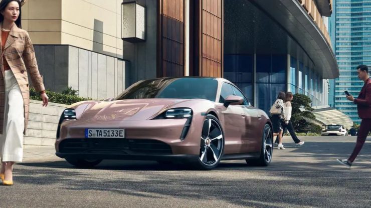 Porsche Taycan electric care atinga suta de kilometri în 5 secunde. Ce preț are bolidul