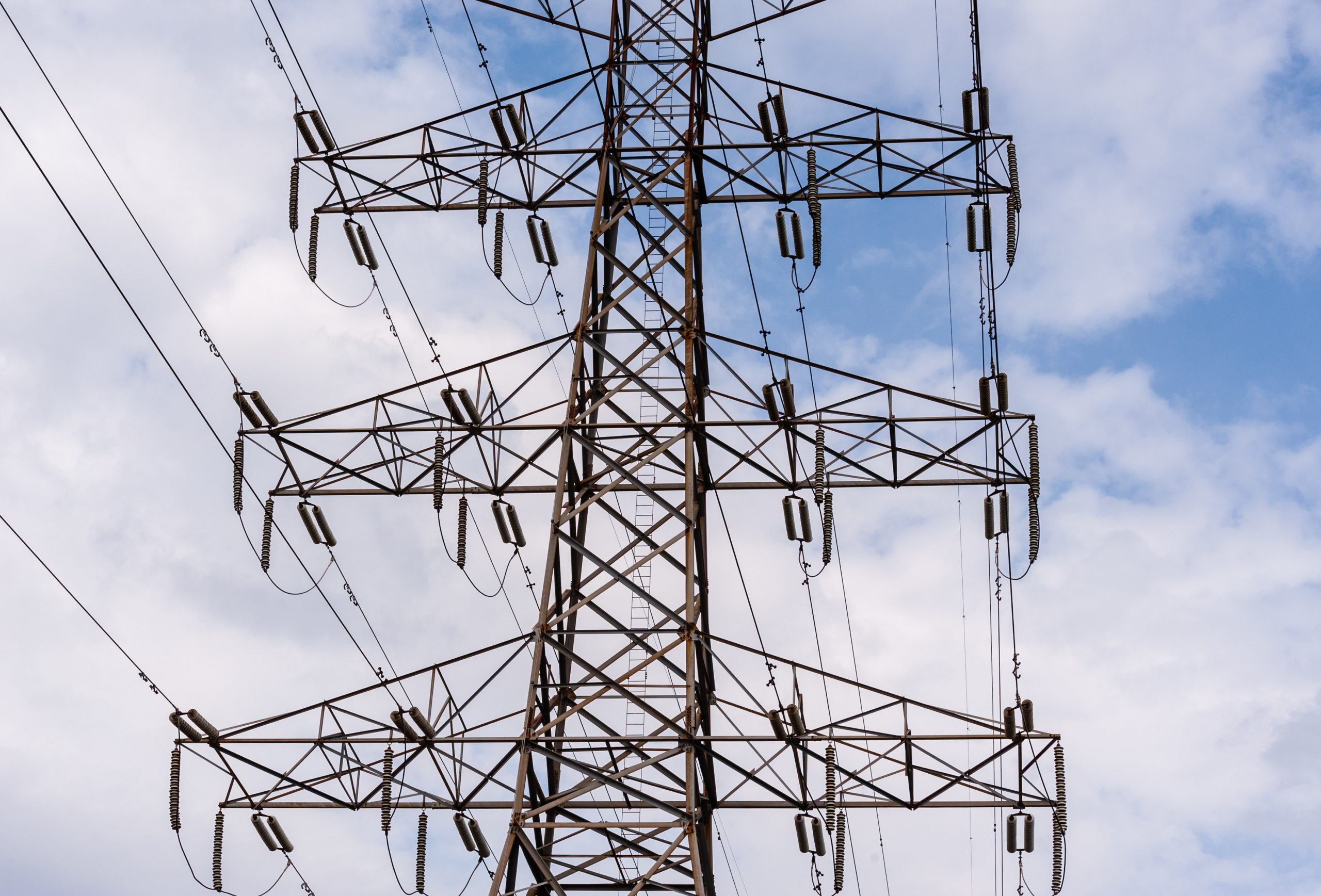 Avaria majoră în alimentarea cu energie electrică s-a remediat. Anunțul Transelectrica