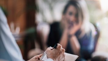 Fals psiholog, care a lucrat 20 de ani în spitale din Târgovişte, arestat la domiciliu