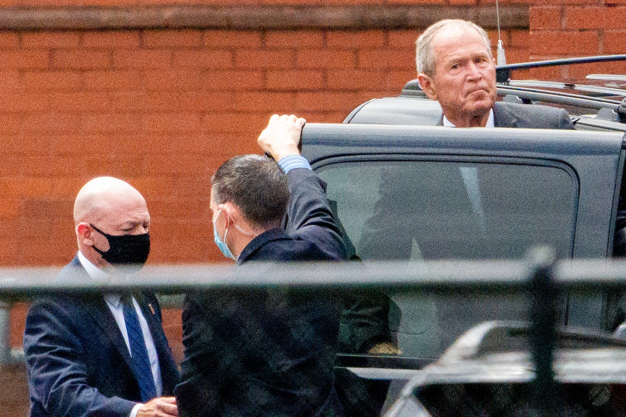 George Bush, despre violențele de la Washington: „Așa se contestă rezultatele alegerilor într-o republică bananieră”