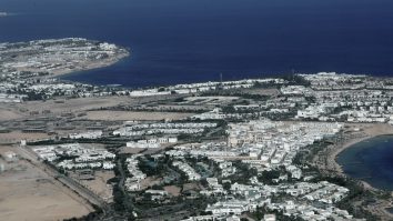 Preţul unei vacanţe în Egipt.  Agenție de turism: „Venim şi cu o destinaţie surpriză pentru turişti”