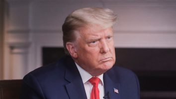 Mark Zuckerberg i-a suspendat lui Donald Trump conturile de Facebook și Instagram pe perioada nedeterminată