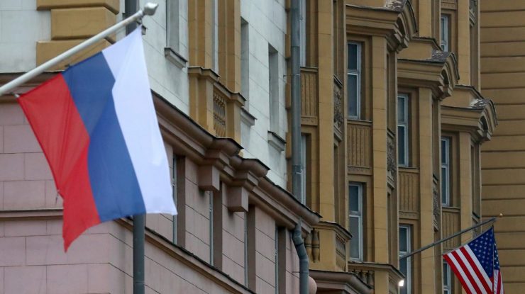 Rusia îi acuză pe americani că au tăiat telefoanele de la consulatul din New York înainte de învestirea lui Biden