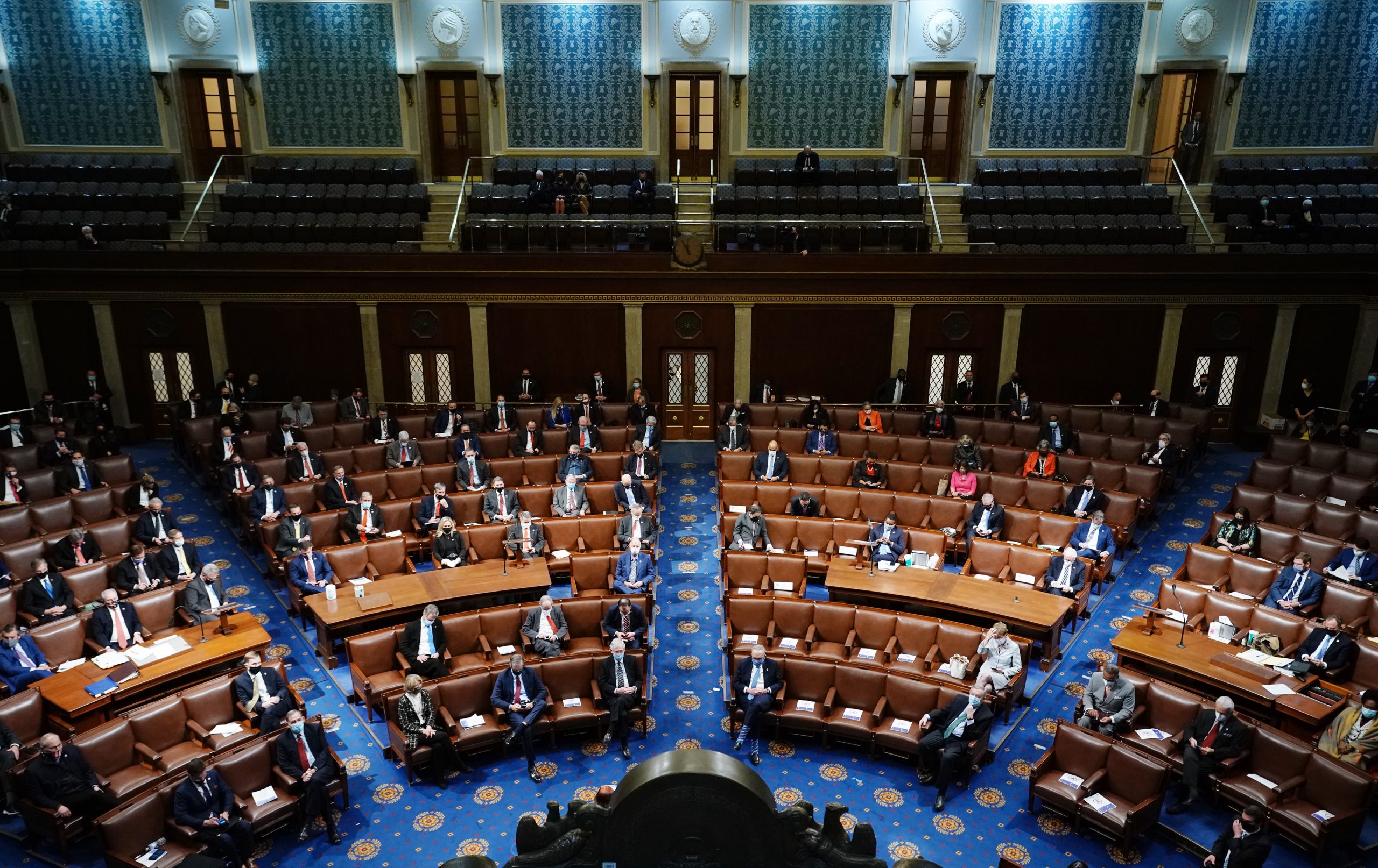 Asediul Capitolului, prezentat de un martor aflat în sala de ședință. „M-am gândit la atacurile din 11 septembrie”