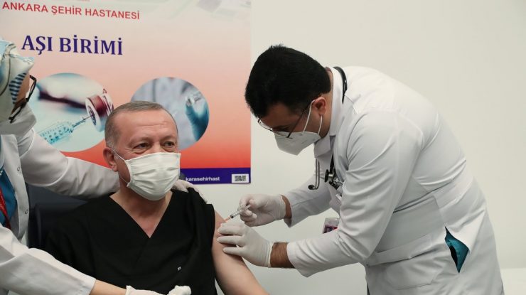 Președintele turc Recep Erdogan s-a vaccinat împotriva Covid-19