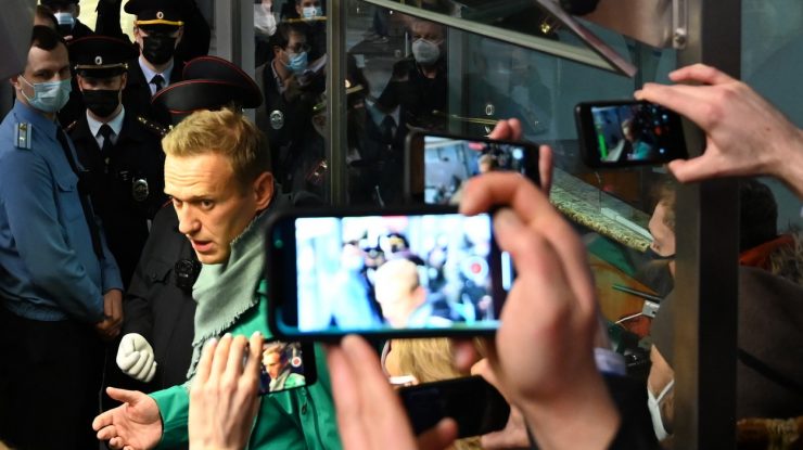 Liderii SUA cer eliberarea lui Navalnîi. Opozantul rus și-a petrecut noaptea după gratii și nu a fost lăsat să vorbească cu avocații